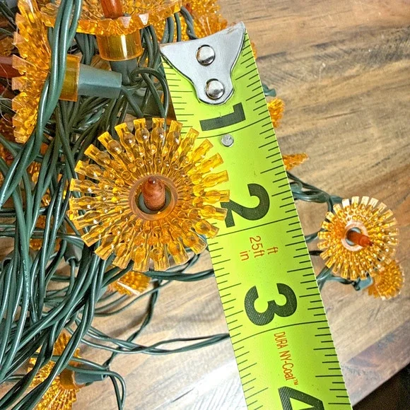 Vintage Christmas Light Reflectors 100 Plastic Starburst Atomic Retro Orange 64' - Picture 2 of 9